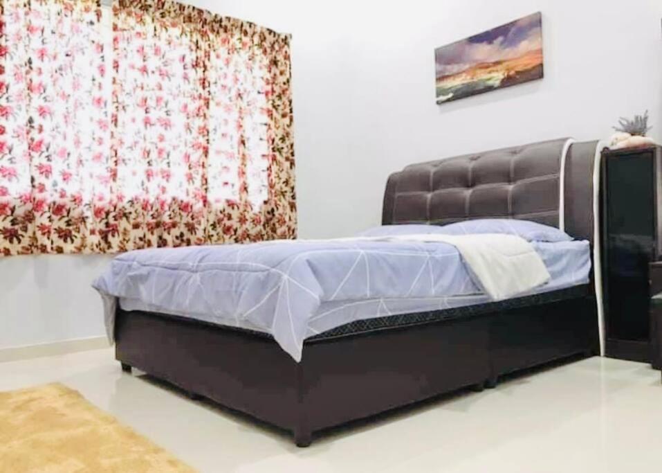 Kundang Villa @ Tasik Biru - 3 Bedrooms Bungalow Rawang Eksteriør billede